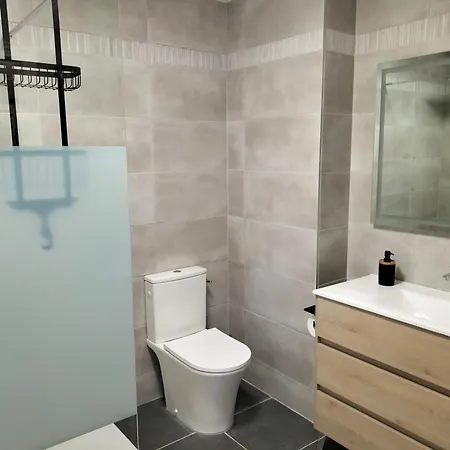 לינה וארוחת בוקר La Mouillere